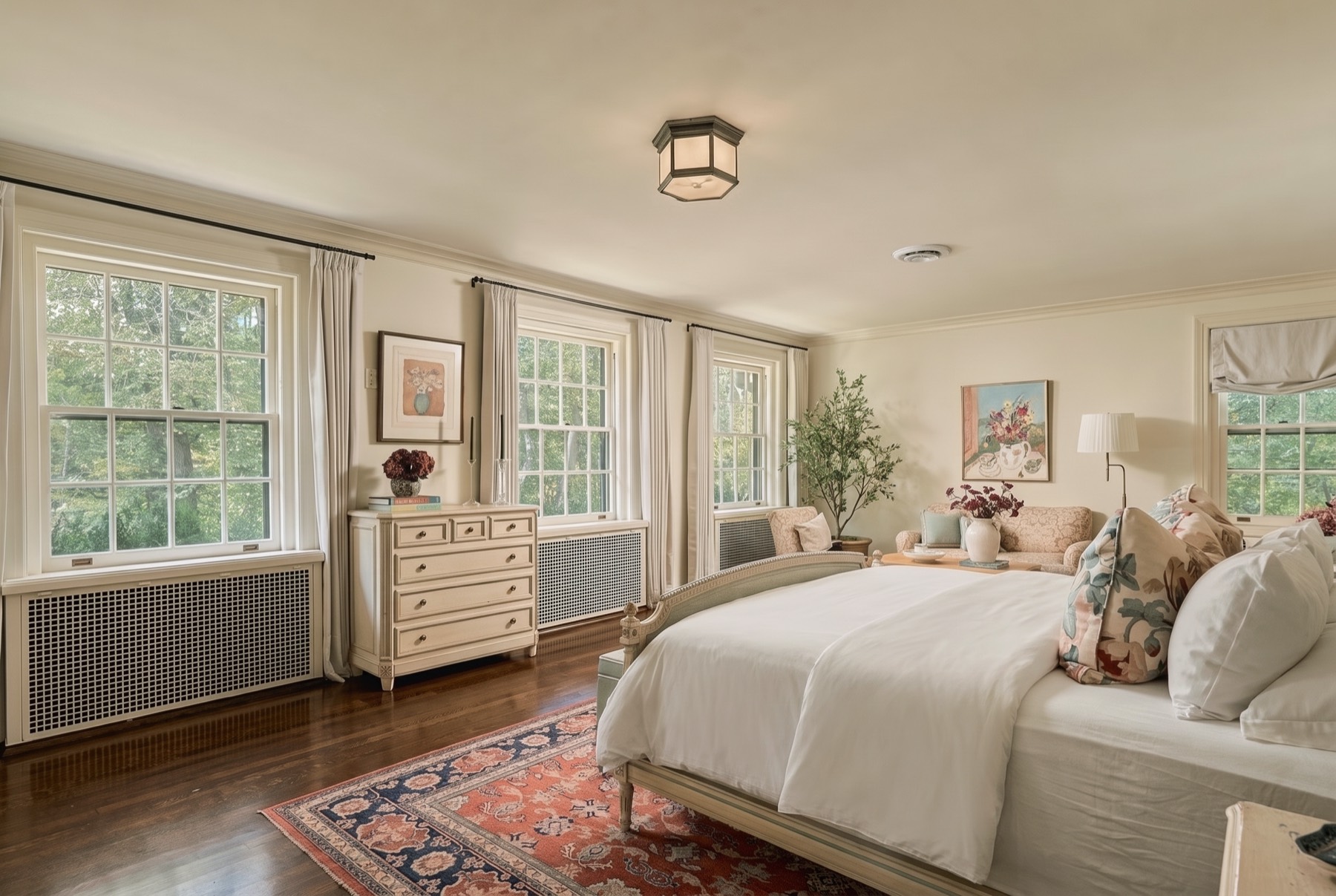 Primary suite